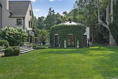 339 Duck Pond Road, Locust Valley, NY 11560 - Photo 31