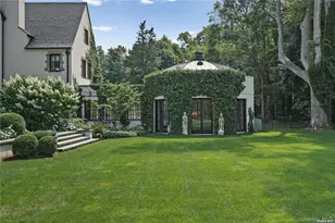 339 Duck Pond Rd, Locust Valley, NY 11560 - Photo 31