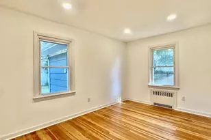 257 Union Ave, Patchogue, NY 11772 - Photo 11
