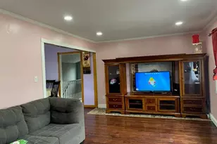 171 Minrol St, Port Jefferson Station, NY 11776 - Photo 15