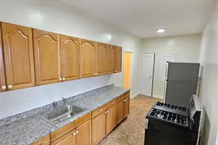 590 E 3rd St, Mount Vernon, NY 10553 - Photo 3