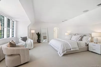 8 South Drive, Larchmont, NY 10538 - Photo 25