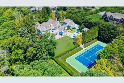 327 Georgica Road, East Hampton, NY 11937 - Photo 3