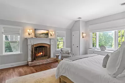 327 Georgica Road, East Hampton, NY 11937 - Photo 19