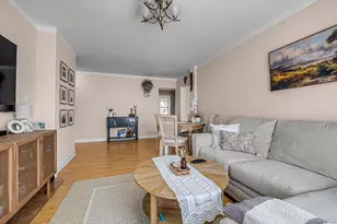 141-45 78th Rd, Kew Gardens, NY 11367 - Photo 3