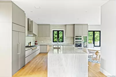 276 N Main Street, Southampton, NY 11968 - Photo 9