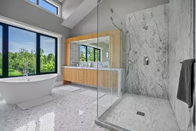 276 N Main Street, Southampton, NY 11968 - Photo 17