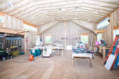 60A Union Avenue, Center Moriches, NY 11934 - Photo 37