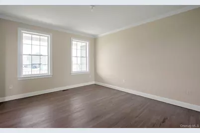 47 Dartmouth Drive, Poughkeepsie, NY 12603 - Photo 5