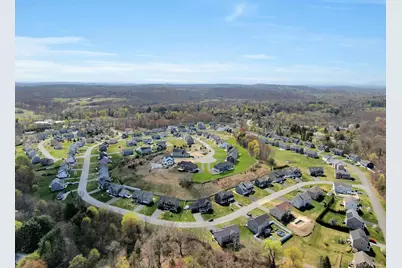 47 Dartmouth Drive, Poughkeepsie, NY 12603 - Photo 33