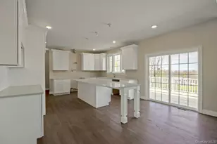 47 Dartmouth Dr, Poughkeepsie, NY 12603 - Photo 7