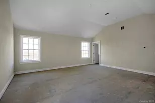 47 Dartmouth Dr, Poughkeepsie, NY 12603 - Photo 23