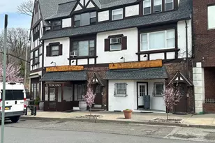 241-20 Northern Blvd, Douglaston, NY 11362 - Photo 23