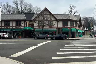 241-20 Northern Blvd, Douglaston, NY 11362 - Photo 15