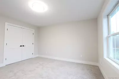 5 Colonels Path, Manorville, NY 11949 - Photo 11