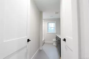 5 Colonels Path, Manorville, NY 11949 - Photo 13