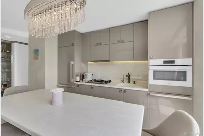 345 E 93rd Street #22E, New York, NY 10128 - Photo 7