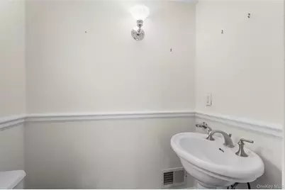 37 Highwood Avenue, Larchmont, NY 10538 - Photo 15