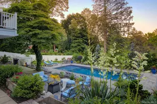 2 Spring Hollow Rd, Centerport, NY 11721 - Photo 31