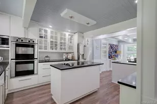 2 Spring Hollow Rd, Centerport, NY 11721 - Photo 9