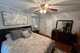 111-54 178th Pl, Addisleigh Park, NY 11433 - Photo 27