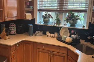 111-54 178th Pl, Addisleigh Park, NY 11433 - Photo 19