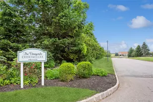 74 Tyler Dr, Riverhead, NY 11901 - Photo 23