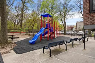 90-60 Union Tpke, Glendale, NY 11385 - Photo 25