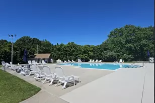 51 Pointe Cir S, Coram, NY 11727 - Photo 15