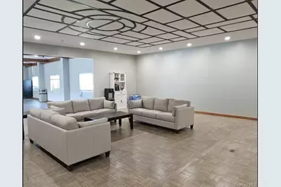 51 Pointe Circle S #51, Coram, NY 11727 - Photo 23