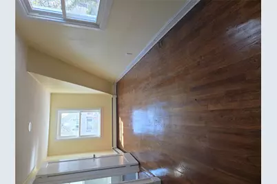 179 Fairlawn Ave, West Hempstead, NY 11552 - Photo 11