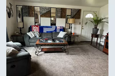 76 Samuel Street, Ronkonkoma, NY 11779 - Photo 5