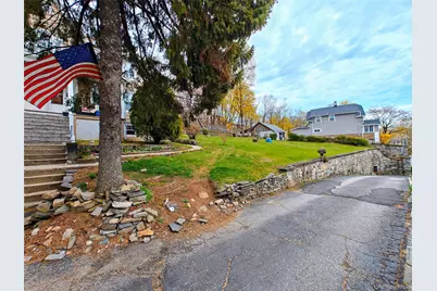 635 N Division Street, Peekskill, NY 10566 - Photo 3