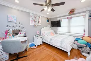 258 Longstreet Ave, Bronx, NY 10465 - Photo 11