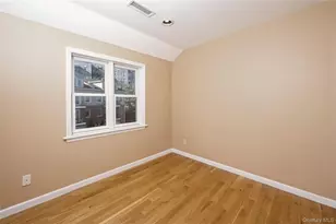 258A Longstreet Ave, Bronx, NY 10465 - Photo 19