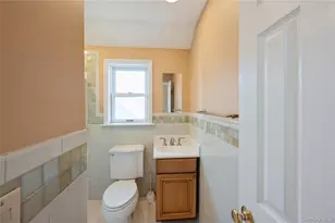 258A Longstreet Ave, Bronx, NY 10465 - Photo 11