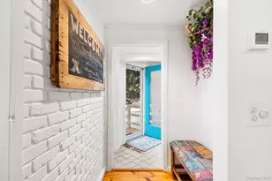 20 Norfolk Dr, White Sulphur Springs, NY 11937 - Photo 3