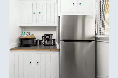 20 Norfolk Drive, White Sulphur Springs, NY 11937 - Photo 7