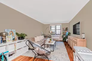 512 Kappock St, Bronx, NY 10463 - Photo 1