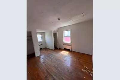 119 Broadfield Road, Hempstead, NY 11550 - Photo 17