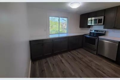 1404 Parr Lake Drive #14D, Newburgh, NY 12550 - Photo 3