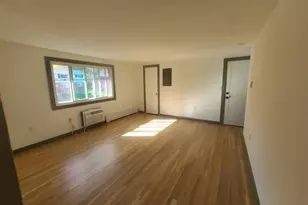 1404 Parr Lake Dr, Newburgh, NY 12550 - Photo 7