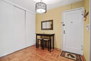 52-15 65th Pl, Maspeth, NY 11378 - Photo 11