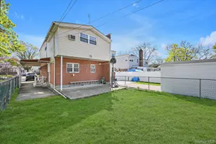 67-52 212th St, Bayside, NY 11364 - Photo 17