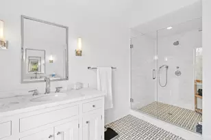 471 Middle Line Hwy, Sag Harbor, NY 11963 - Photo 23