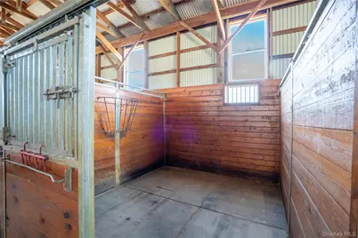 29525 Main, Orient, NY 11957 - Photo 19