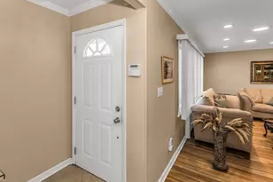 20 Doone Dr, Syosset, NY 11791 - Photo 5