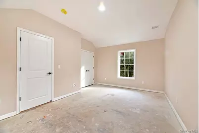 514 Neighborhood Road, Shirley, NY 11967 - Photo 13