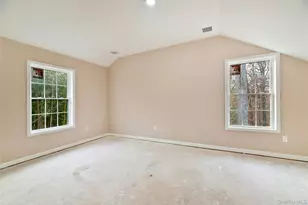 487 Neighborhood Rd, Shirley, NY 11967 - Photo 13