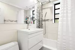 105-07 66th Rd, Forest Hills, NY 11375 - Photo 11